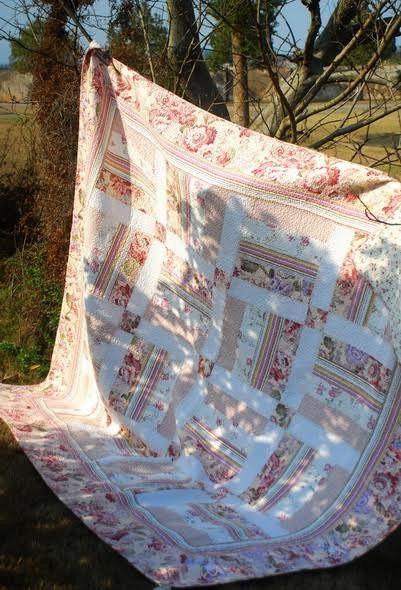 DaDa Bedding Cottage Floral Blossoming Patchwork Quilted Coverlet Bedspread Set (DXJ103112)-2